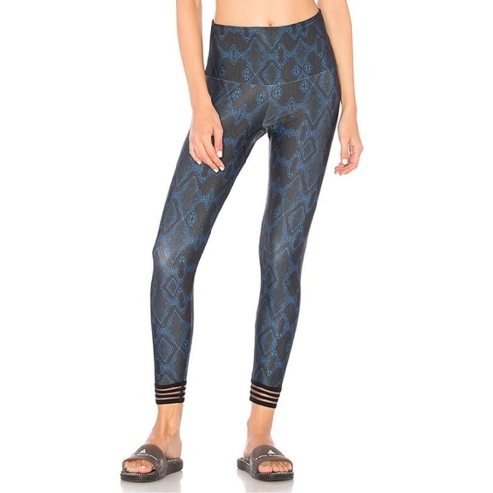 Onzie Navy Python Ritz Leggings Size XS Gym Workout Aztec Animal Activewear